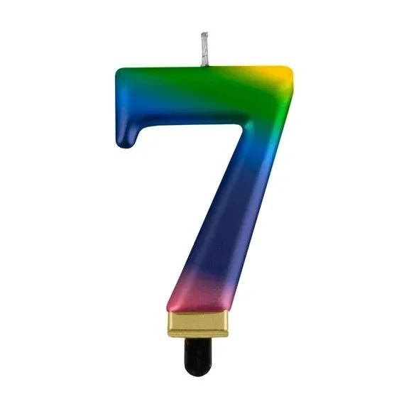 7 Jaar Kaars Regenboog 8cm van VDV Benefit koop je bij Partywinkel