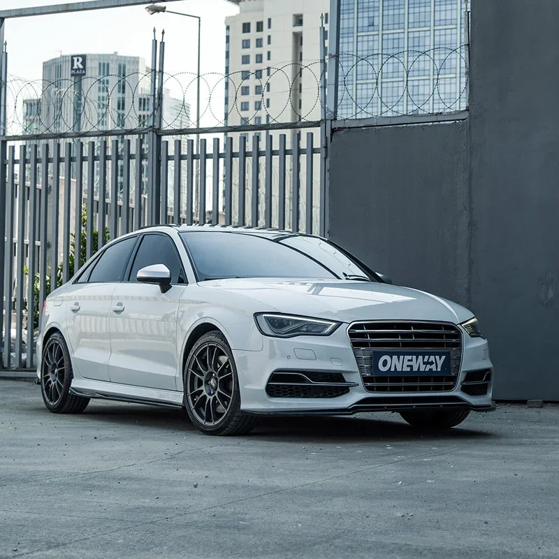 OneWay, Komplett-Bodykit, Hochglanz-Schwarz, passt für Audi S3 8V Limousine (2013-2016)