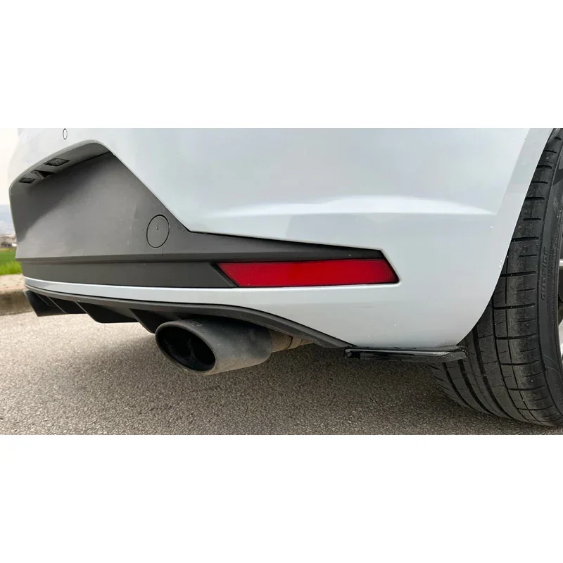 OneWay, hintere Seitendiffusoren, Hochglanzschwarz, Passend für Seat Leon (5F) HB FR/Cupra 2013-2016, 2-teiliges Set