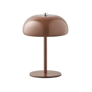 Portable Tischlampe Margate von House Nordic in Braun aus Metall mit Touch-Schalter, drei Helligkeitsstufen und wiederaufladbarem Akku.